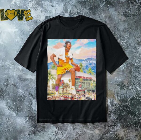 Kobe Bryant giant on Staples center Los Angeles Lakers basketball shirt